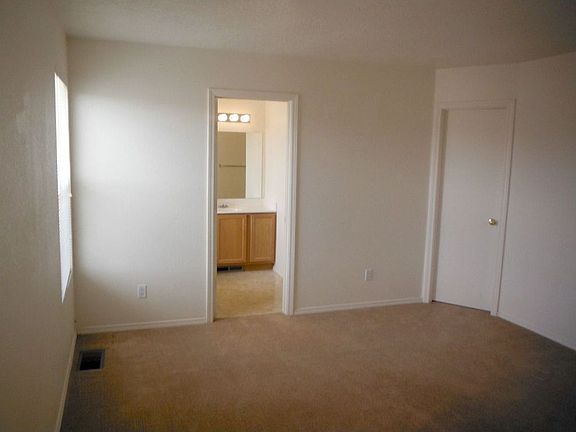 4th image of 3235 El Caballero Dr SW