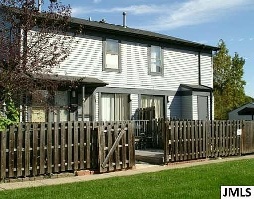 1st image of 2824 Roundtree Blvd #135