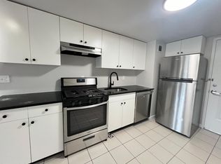 22-34 W 25th St #2L, Bayonne, NJ 07002