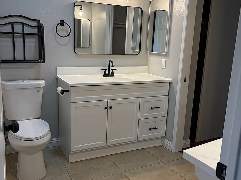 1404 N Tustin Ave #Y3 — Photo 6