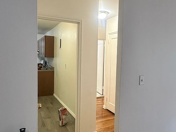 2nd image of 237 N Broadway APT 3E