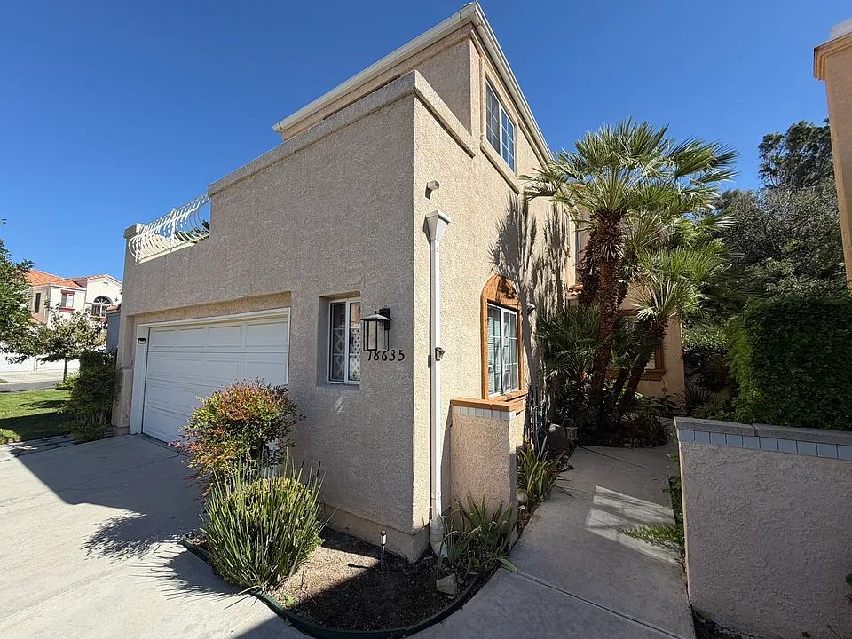 18635 Nathan Hill Dr #11
