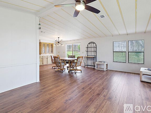 2nd image of 6997 Ardmore Dr Unit F