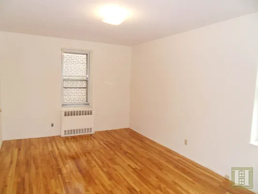 Rented by Halstead Real Estate | media 29