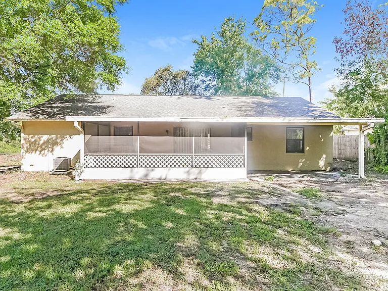 4085 Scotland St — Photo 15