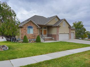 426 Deer Hollow Rd, Tooele, UT 84074