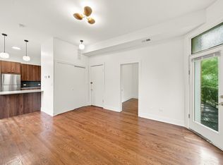 1467 W Cuyler Ave #1, Chicago, IL 60613