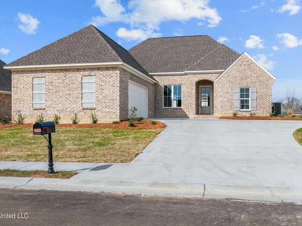 652 Peregan St, Canton, MS 39046