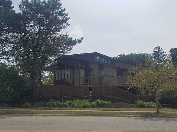 4th image of 3529-3541 Sunset Dr