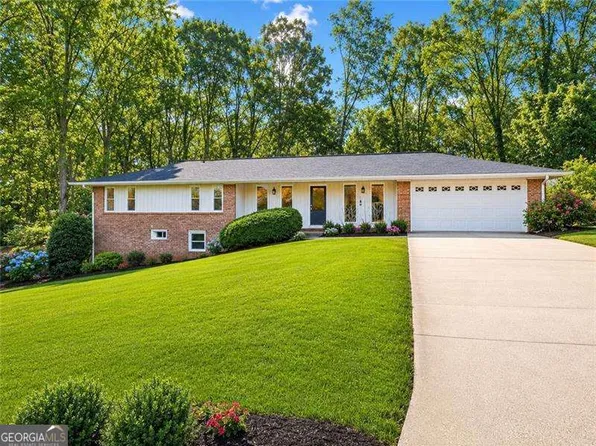 3730 Mill Glen Dr, Douglasville, GA 30135