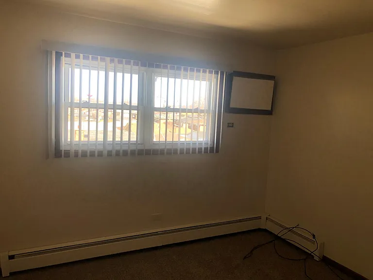 1824 Memorial Dr — Photo 13