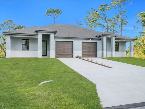 452/454 Loretta Ave S, Lehigh Acres, FL 33974