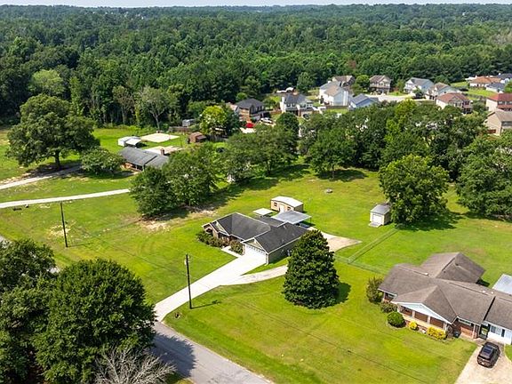 4th image of 2801A Poyner Dr #A
