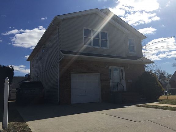 2nd image of 325 Evans Ave