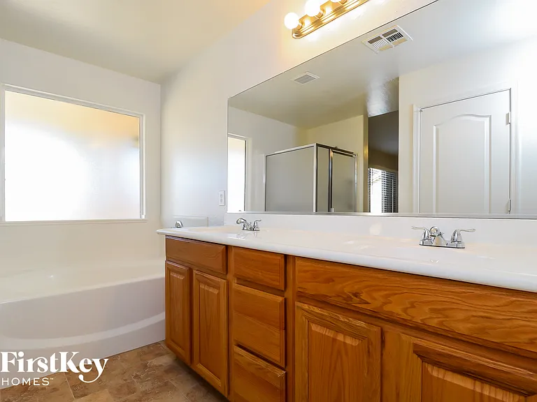 22938 W Yavapai St — Photo 13