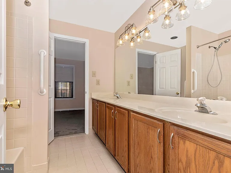 250 Yorkminster Rd #1301A — Photo 18