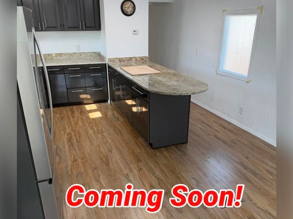 705 Muldoon Rd Trailer 12, Anchorage, AK 99504