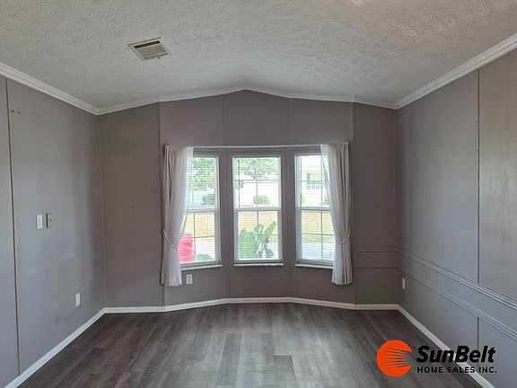 4th image of 200 Devault St Lot 68