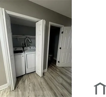 2 bed, 1076 sqft, $1,700 — Photo 2