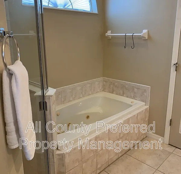 1901 Thesy Dr — Photo 22