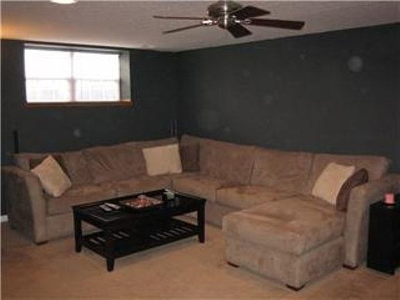 5th image of 361 Douglasfir Dr