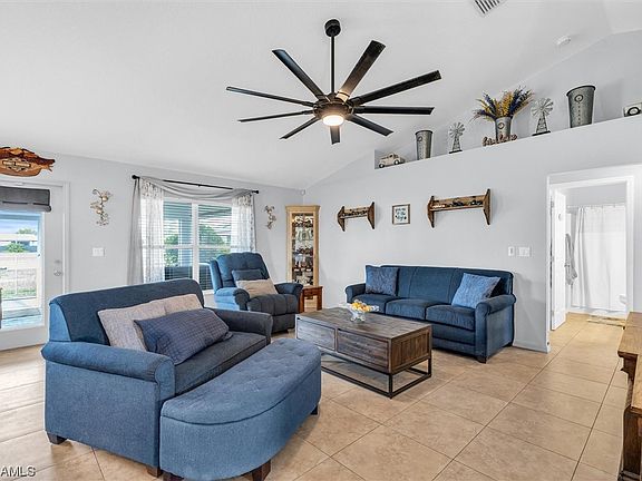 3rd image of 1214 NE 7th Pl
