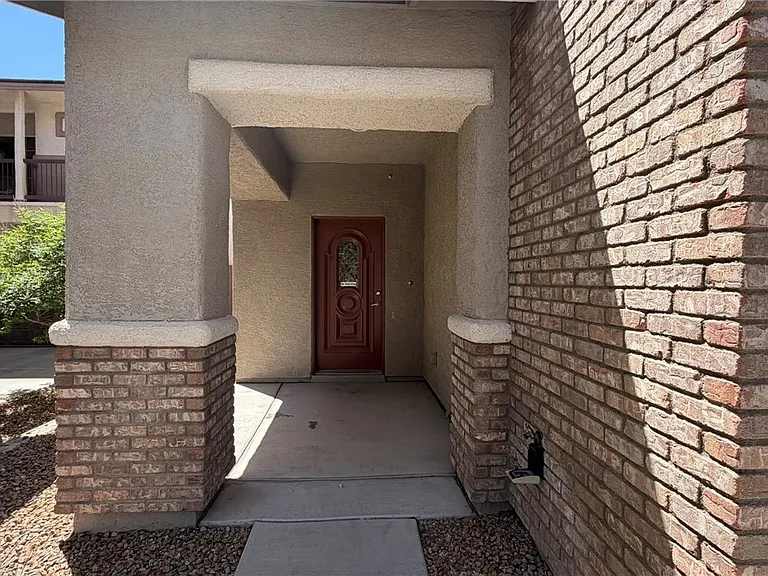 8493 Gardena Hills Ave — Photo 3