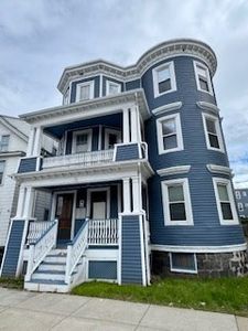 7 Christopher St, Dorchester, MA, 02122