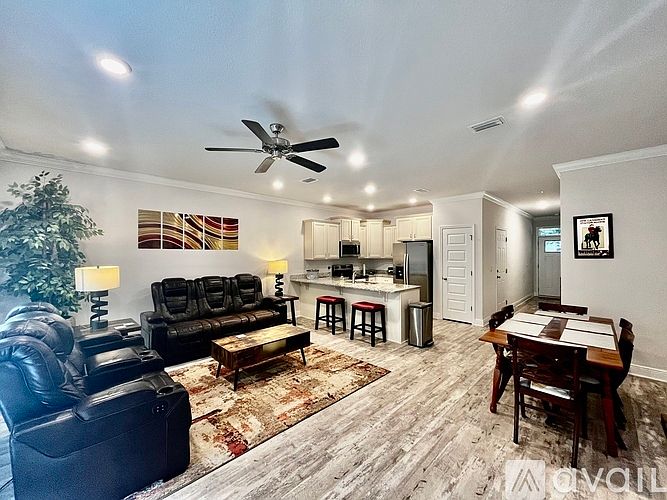 1st image of 205 S East St #205