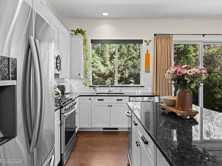 1610 Box Canyon Dr — Photo 14