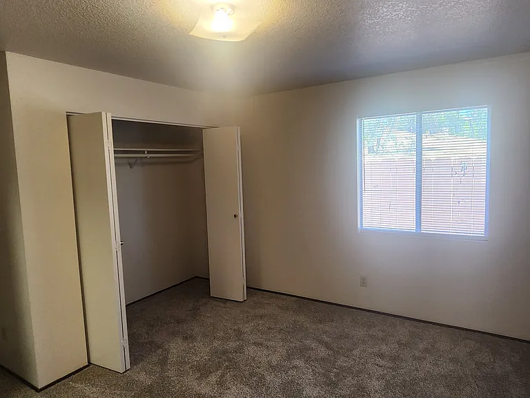 870 Browning St #9 — Photo 13