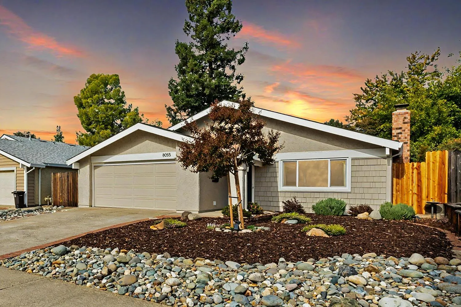 8055 Bayberry Ct photo 1