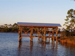 578 River Rd, Carrabelle, FL 32322