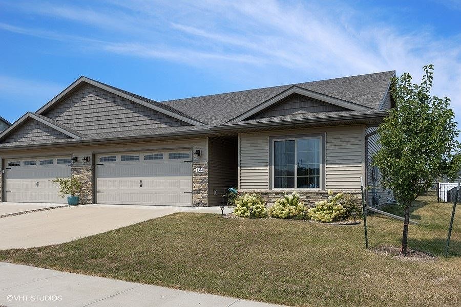 1st image of 1334 Moon Flower Ave