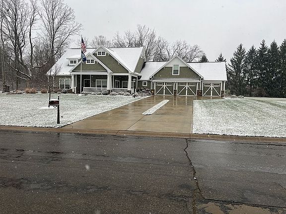 2nd image of 2790 Honeysuckle Ln