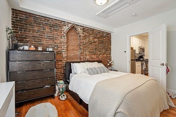 1st image of 130 Myrtle St #1F