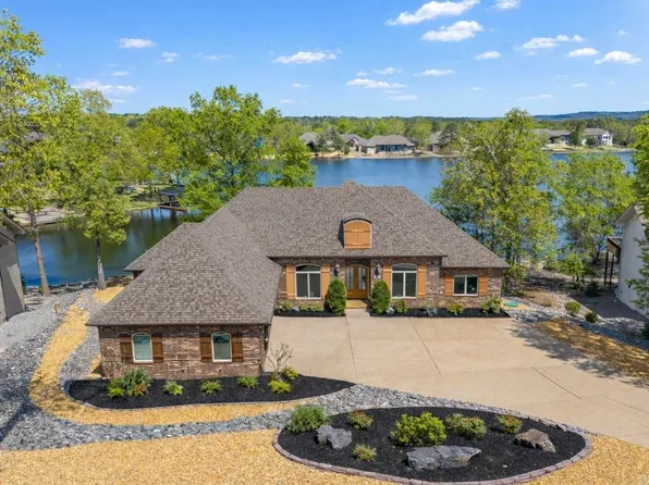 3 Gandia Pl, Hot Springs Village, AR 71909