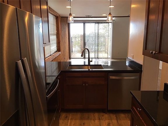 3rd image of 7122 Wood Hollow Dr APT 2