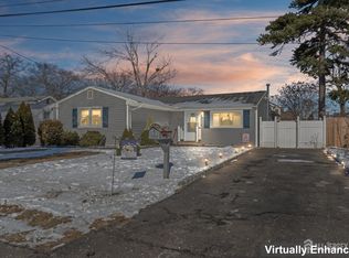 23 Chestnut St, Spotswood, NJ 08884