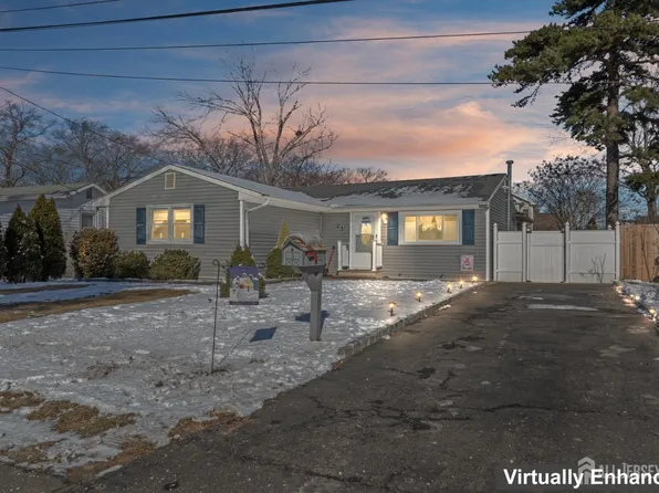 23 Chestnut St, Spotswood, NJ 08884