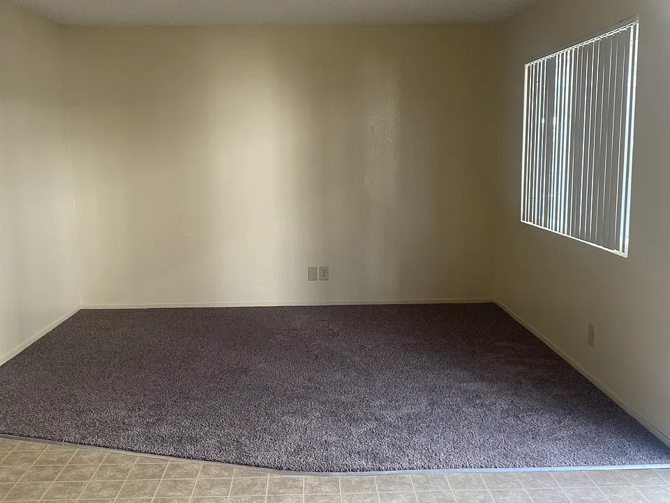 235 E Bunny Ave