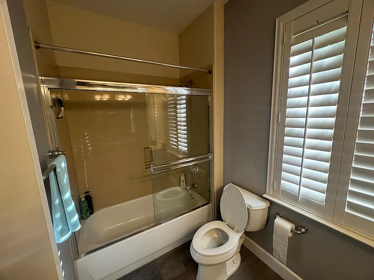 2202 Rosemount Ln — Photo 22
