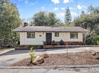 24873 Edelweiss Dr, Crestline, CA 92325