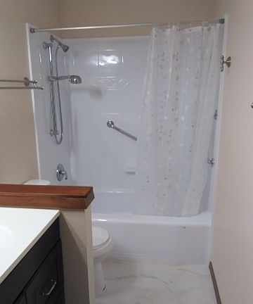 4th image of 1125 Colony Lake Dr