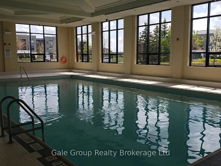 60 Via Rosedale Way #302 — Photo 3