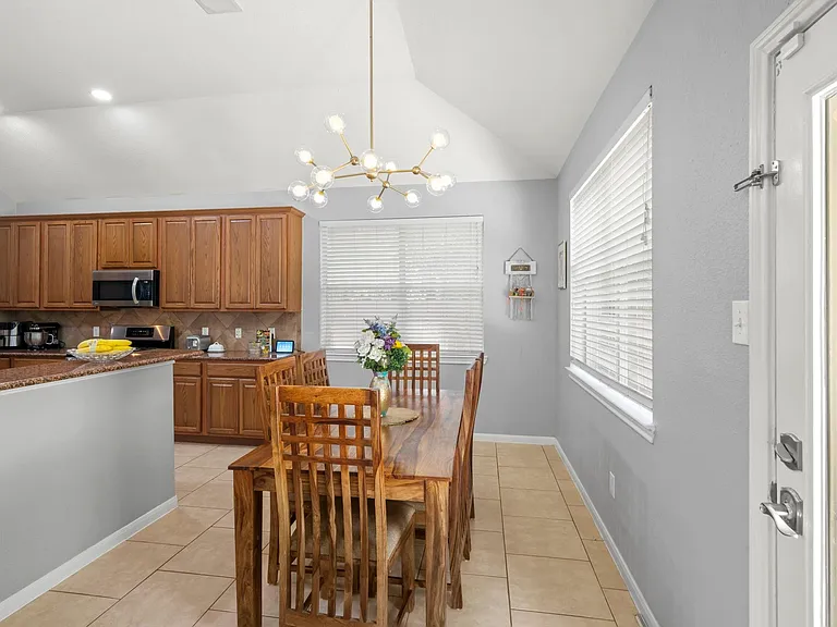 7 Caelin Ct — Photo 13