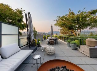 2888 Cambie St #710, Vancouver, BC V5Z0H3