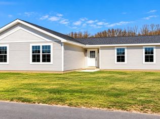 1949 Oriole Dr, Traverse City, MI 49685