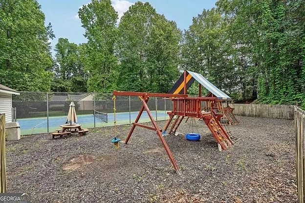 1651 White Oak Dr — Photo 31