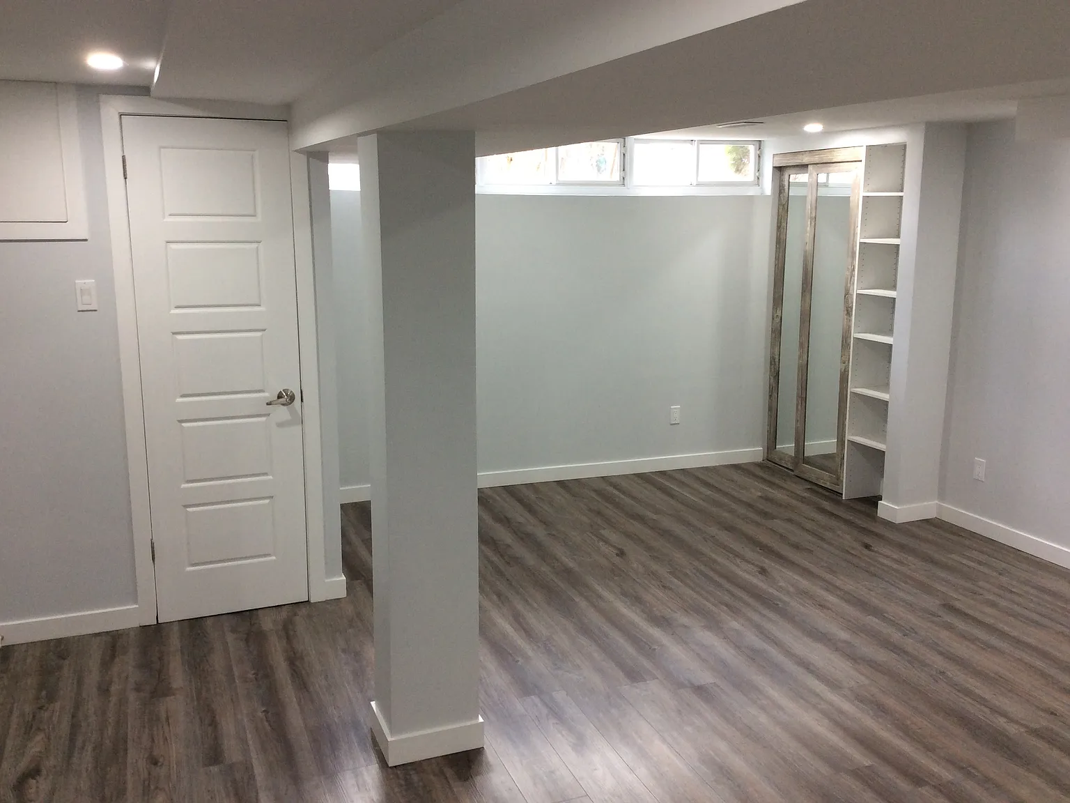 2 bed, 1100 sqft, $2,200 — Photo 1